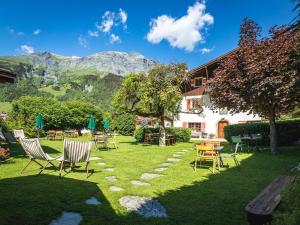 Hotels Chalet-hotel Gai Soleil : photos des chambres