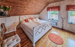 Gorgeous Home In Uddevalla With Sauna
