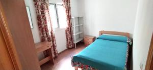 Apartamento Roquetas playa con WIFI