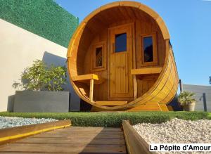 Villas La Pepite d'Amour, spa, sauna, piscine a volonte ! : photos des chambres