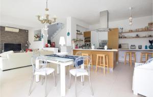 Stunning Home In Selinunte With Wifi