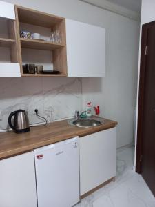 Смарт студио на шевченка 60 семицвіт