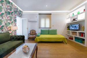 Vintage Boutique Penthouse