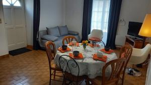 Appartements Gite Montreuillais 6 personnes sur 2 etages : photos des chambres