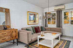 Panoramic terrace w pool by Costarentals - Ref 148