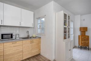 Panoramic terrace w pool by Costarentals - Ref 148