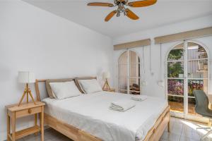 Panoramic terrace with pool in Fuengirola by Costarentals - Ref 148