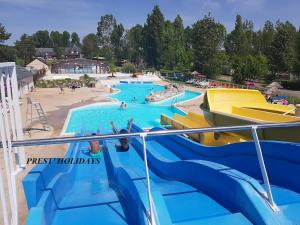 Maisons de vacances Bungalow de 2 chambres avec piscine partagee et jardin amenage a Onzain : photos des chambres