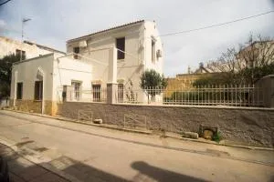 Tatiana's Garden House - Áyios Matthaíos