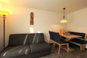 One-Bedroom Apartment room in Seer Hof