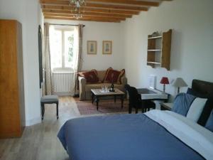 B&B / Chambres d'hotes La Dentelliere : Chambre Double Deluxe avec Balcon