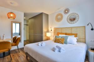 Hotels Hotel & Spa FACE A LA MER : photos des chambres