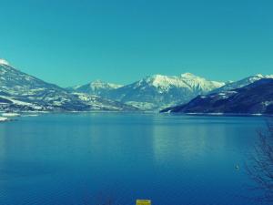 Appartements Vue imprenable sur Lac de Serre-Poncon a Chorges : appt prestige 8 pers : photos des chambres