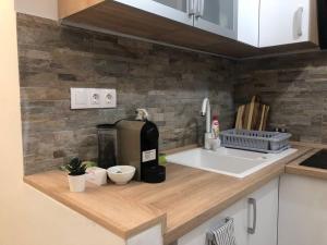 Lili Lakeside New Renovated