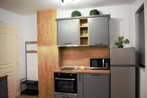 STUDIO TAHOMA - Топ център Варна