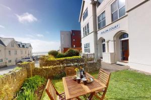 WOOLACOMBE HIBISCUS 2 Bedrooms - 3-star hotels in Woolacombe