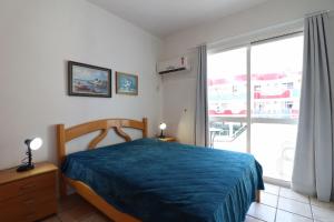 Apartamento para 4 pessoas e wi-fi - HB09F