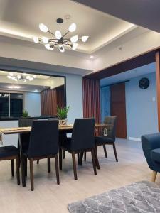 1BEDROOM Unit at Azure north With Netflix up to 6PAX