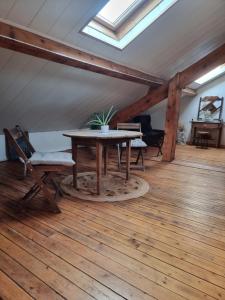 Joli appartement Quai 2 voie C parking gratuit