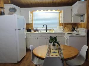 Bryce’s Zion House by Bryce Canyon National Park!