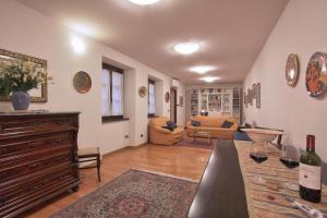 One-Bedroom Apartment room in Florence old town apartment