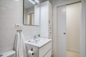 Cozy gem in Los Boliches by Costarentals - Ref 21