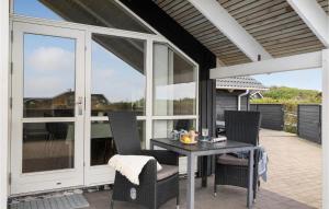 Amazing Home In Vinderup With Wifi