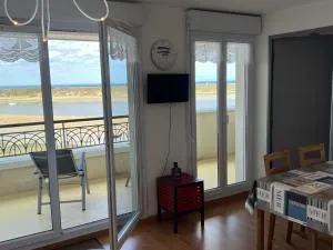 Appartement avec Piscine et Parking, 2 Pièces à Port-Guillaume - FR-1-487-347 - 奥贝尔维尔