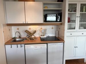 Appartements Appartement avec Piscine et Parking, 2 Pieces a Port-Guillaume - FR-1-487-347 : photos des chambres