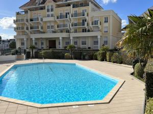 Appartements Appartement avec Piscine et Parking, 2 Pieces a Port-Guillaume - FR-1-487-347 : photos des chambres
