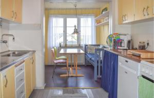 Stunning Home In Simrishamn With Wifi