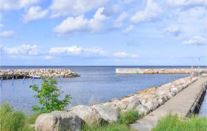 Stunning Home In Simrishamn With Wifi