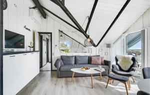 Gorgeous Home In Hvide Sande With Wifi