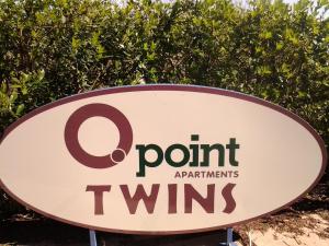 Point Twins Apartments