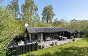Nice Home In Hornbæk With Kitchen - Hornbaek