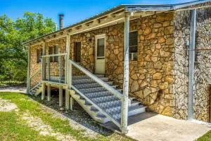 3H Ranch Mountain Retreat - Vanderpool