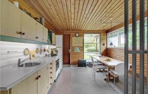 Amazing Home In Nykøbing M