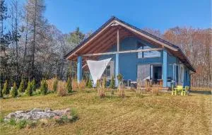 4 Bedroom Nice Home In Mikorowo - Runowo