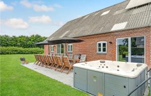 7 Bedroom Stunning Apartment In Varde