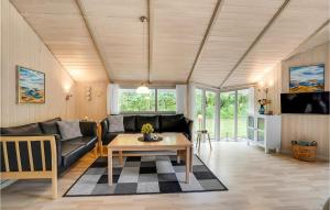 Stunning Home In Toftlund With Sauna