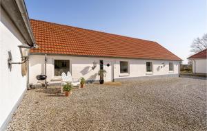 3 Bedroom Beautiful Apartment In Kibæk