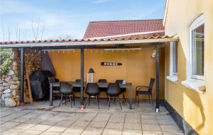 Lovely Home In Ålbæk With Kitchen