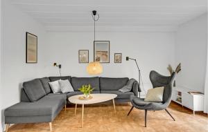 3 Bedroom Nice Home In Hejls