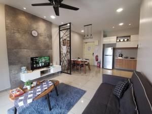 Atlantis 4-6pax Superb City View l Wifi l 5min to Town