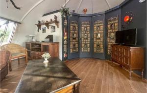 Beautiful Home In Chaam With Wifi