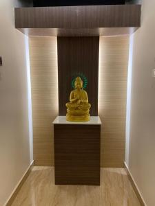 Le Shiv Executive Suite