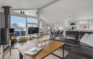 Three-Bedroom Holiday Home In Haderslev