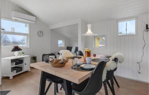 Three-Bedroom Holiday Home In Haderslev