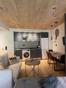 Apartaran 407 con terraza