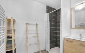 Appartements Le Lamartine - T3 dans un parc : photos des chambres